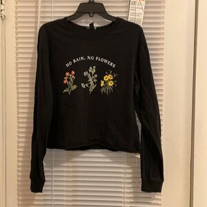 forever 21 cropped black long sleeve tee!